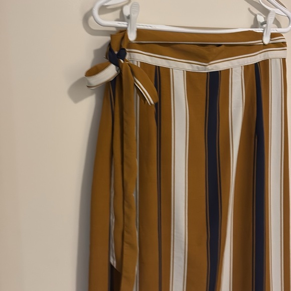 Midi Wrap Skirt - Size XL. Porridge Clothing for Anthropology - Picture 3 of 4